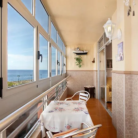 Daire Amplio Apartamento Al Lado Del Mar Puerto de la Cruz (Tenerife)